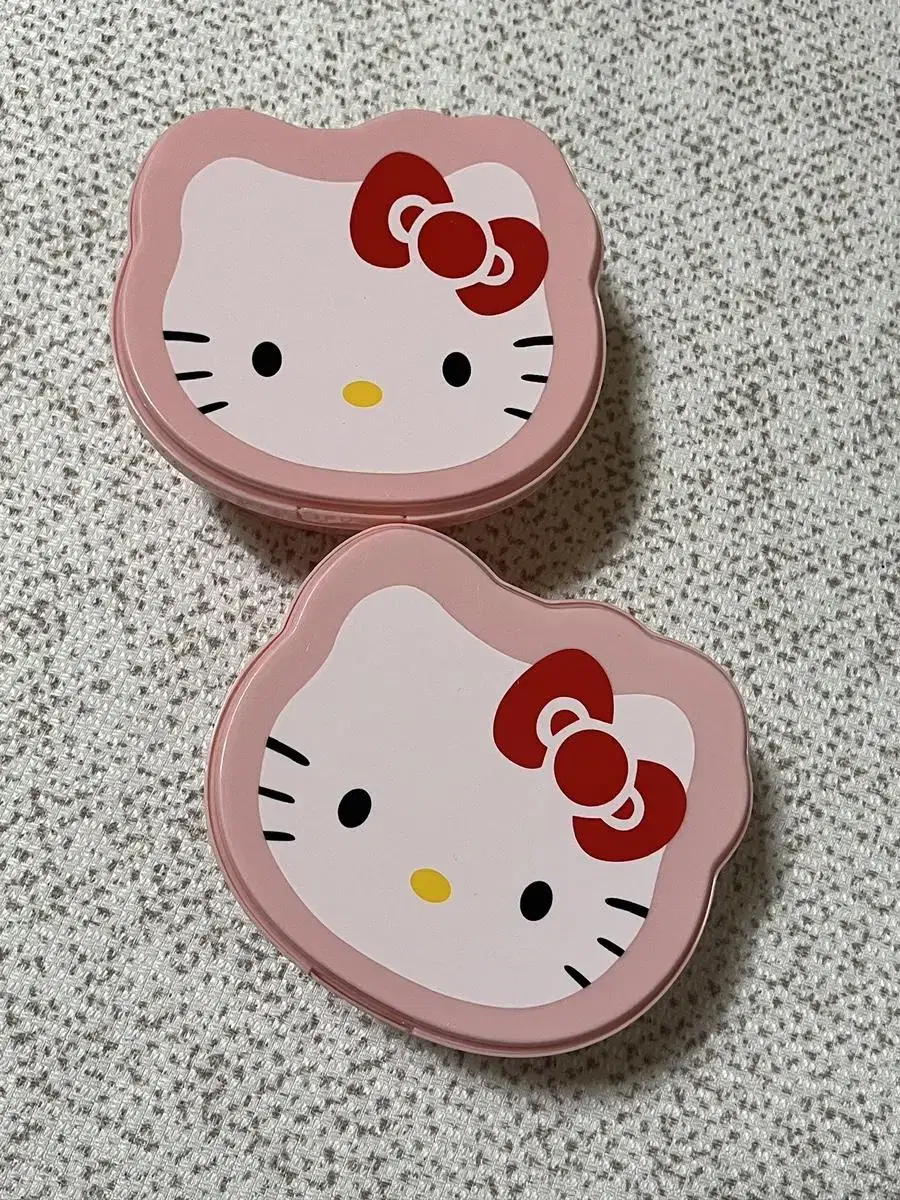 Hello Kitty storage box