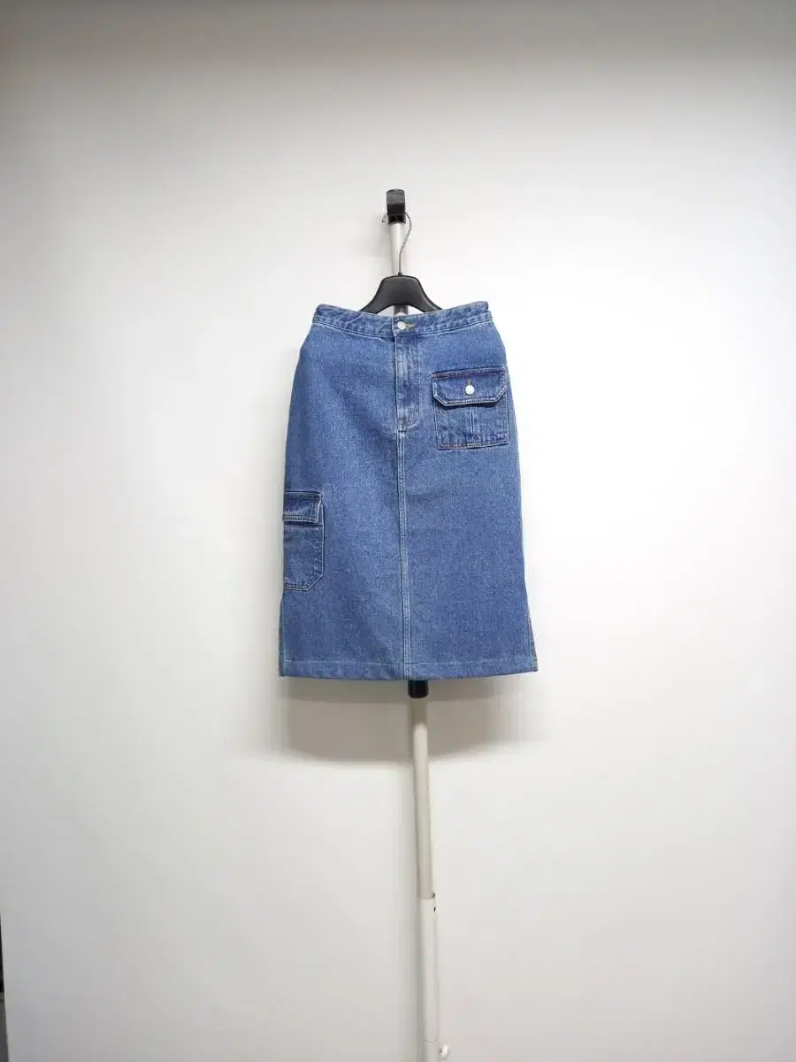 New Paul & Ellis raw-edge denim skirt 55.44