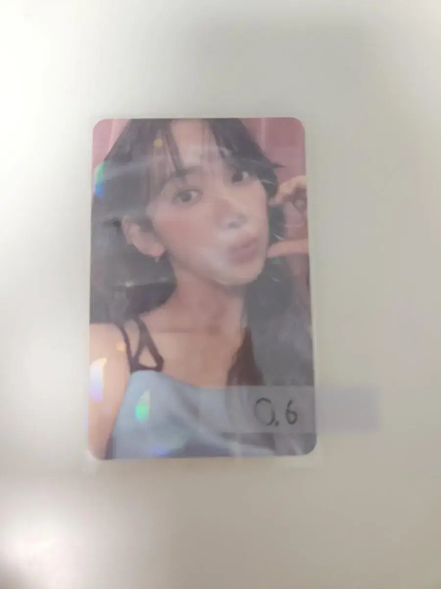 DumO)le sserafim sakura 2024seasons greetings photocard