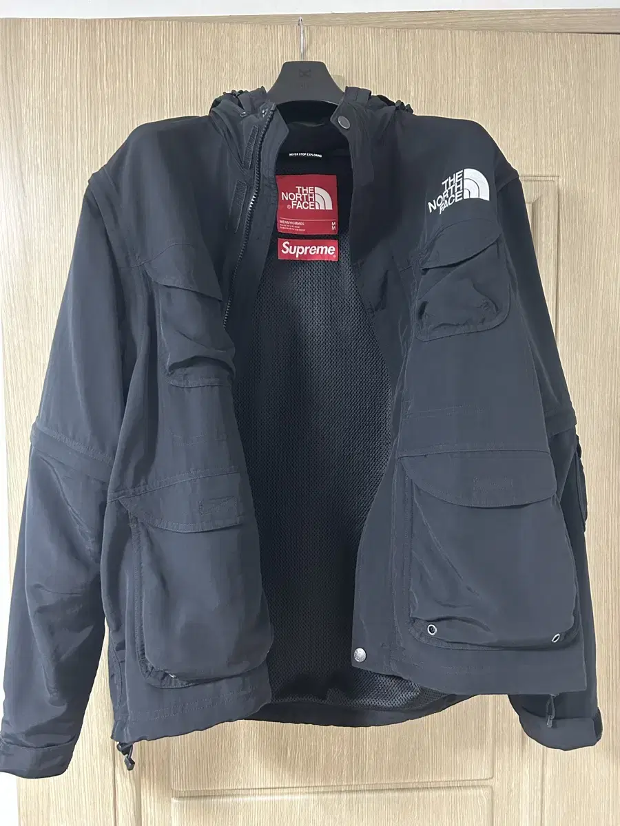 Supreme The North Face Trekking Convertible Size M Schnorrab