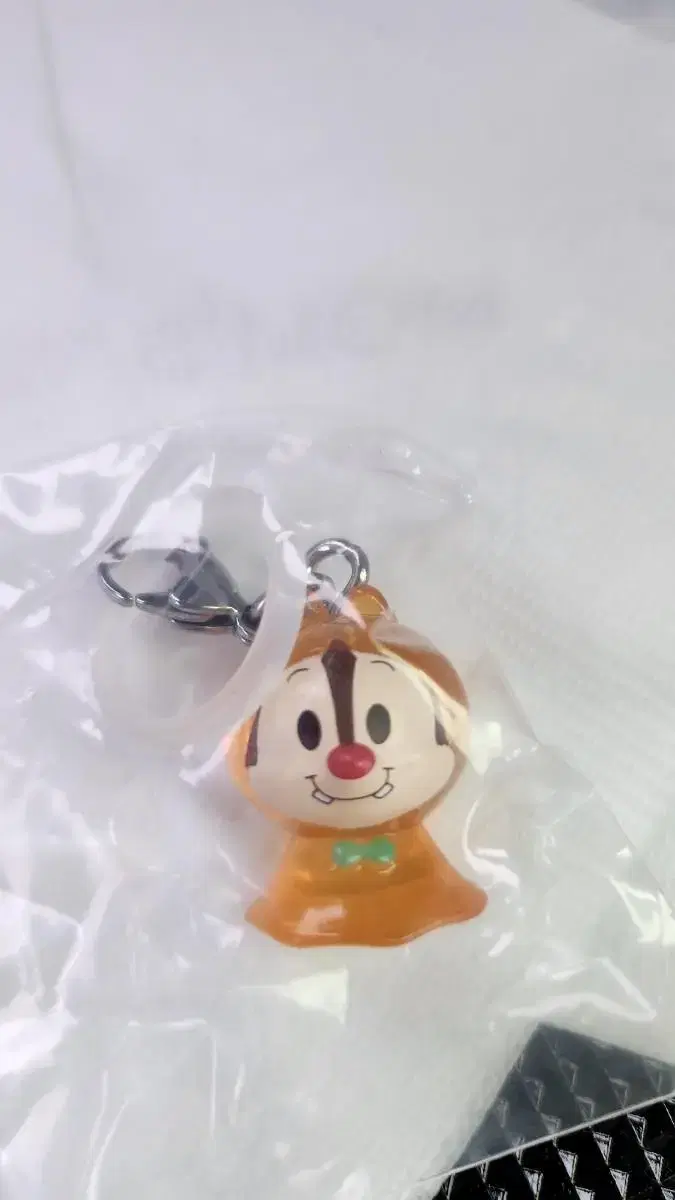 Chip & Dale Mezzirushi is selling