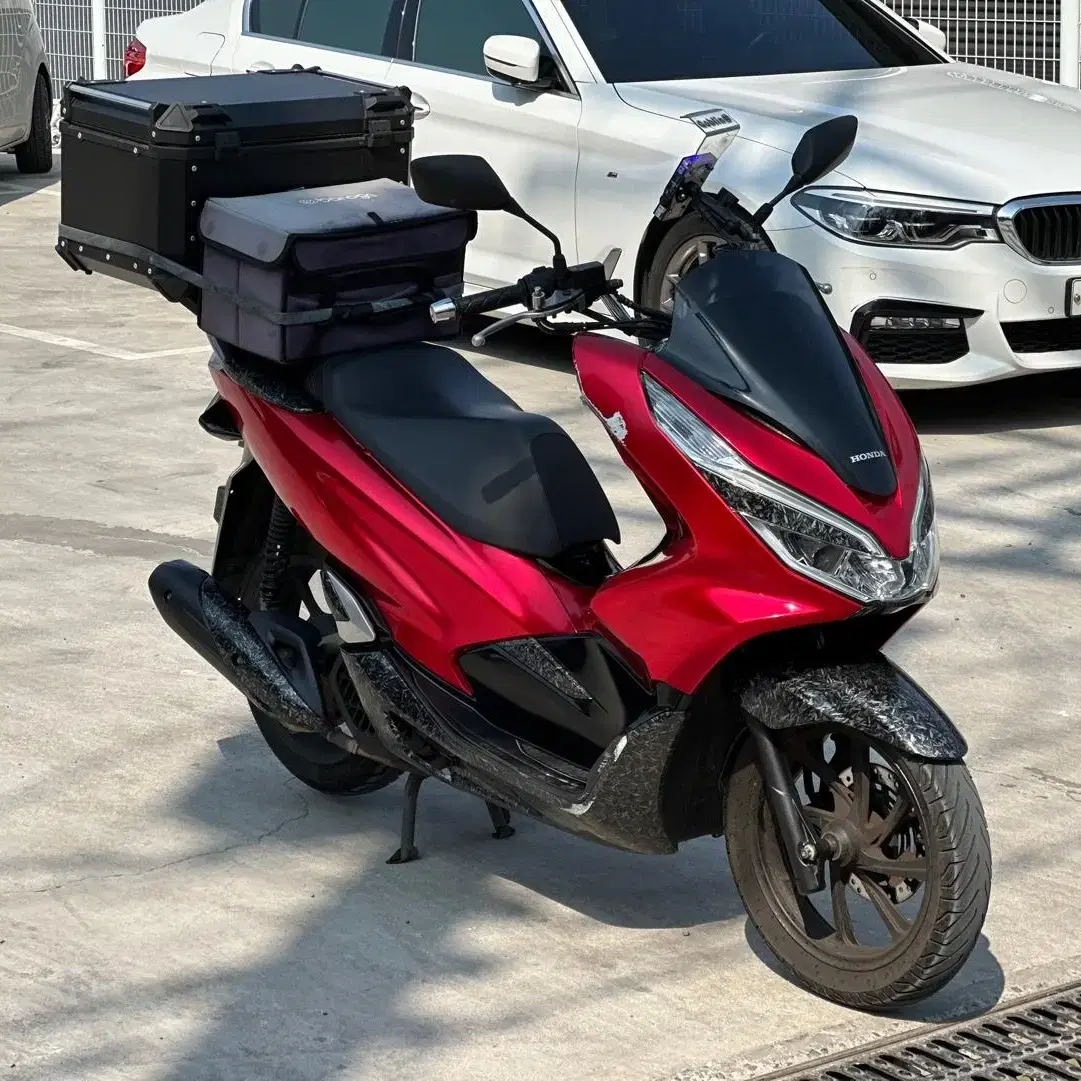 혼다 PCX 125 카본 튜닝 차량 2만키로대 좋은금액에 판매 합니다