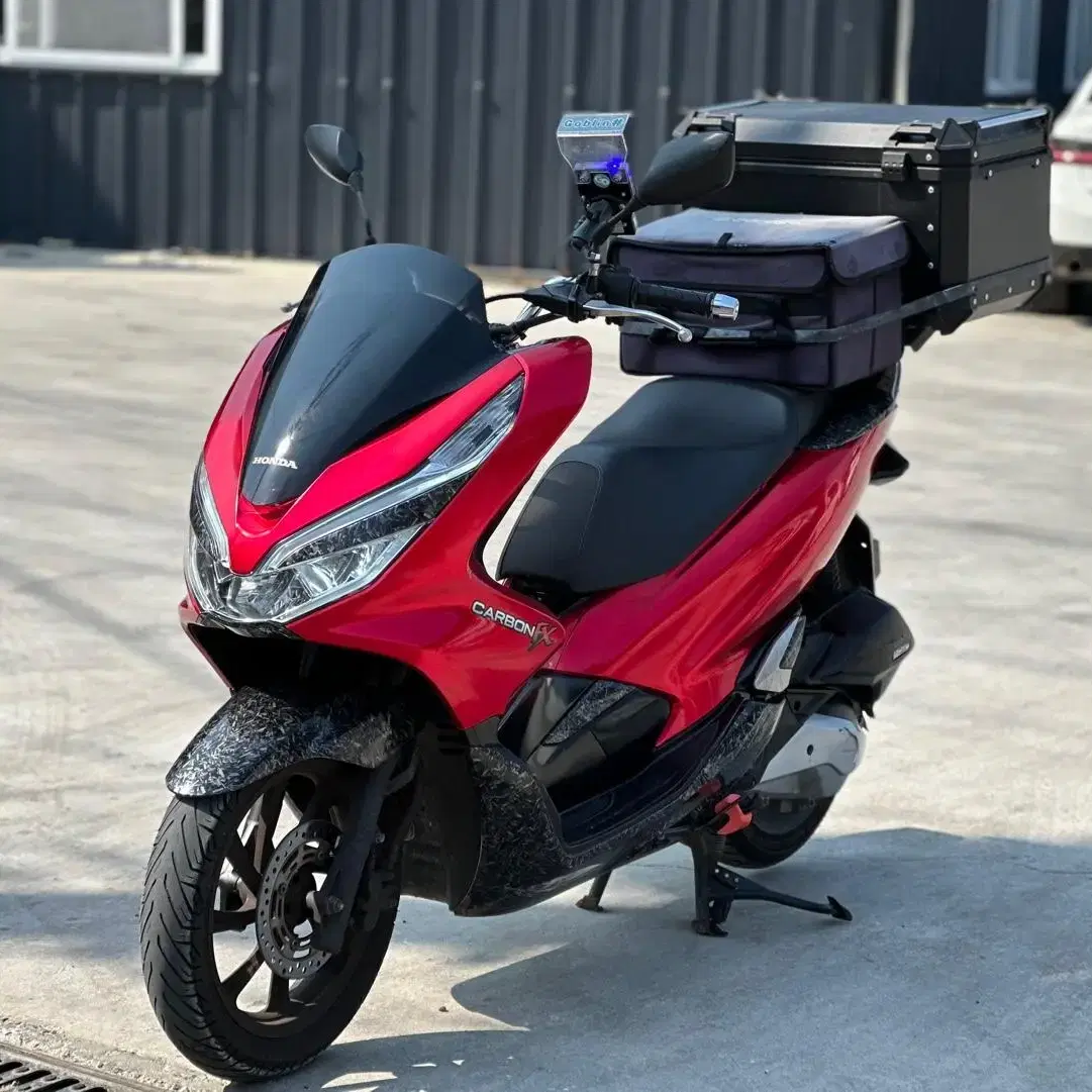 혼다 PCX 125 카본 튜닝 차량 2만키로대 좋은금액에 판매 합니다