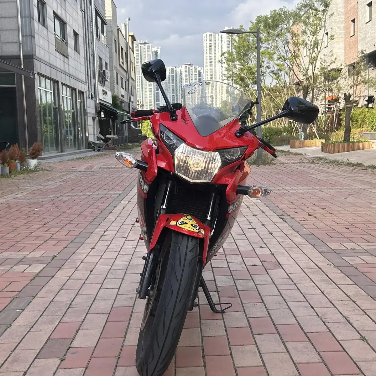 혼다 CBR 125 2015년식 풀튜닝 차량 판매합니다