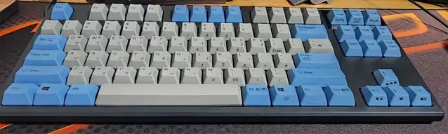 realforce r2