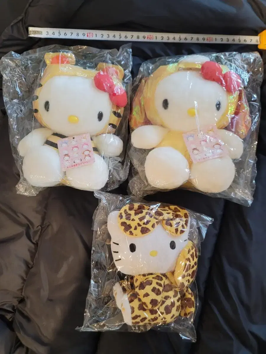 Sanrio Classic Hopi and Glitter Kitty doll Set