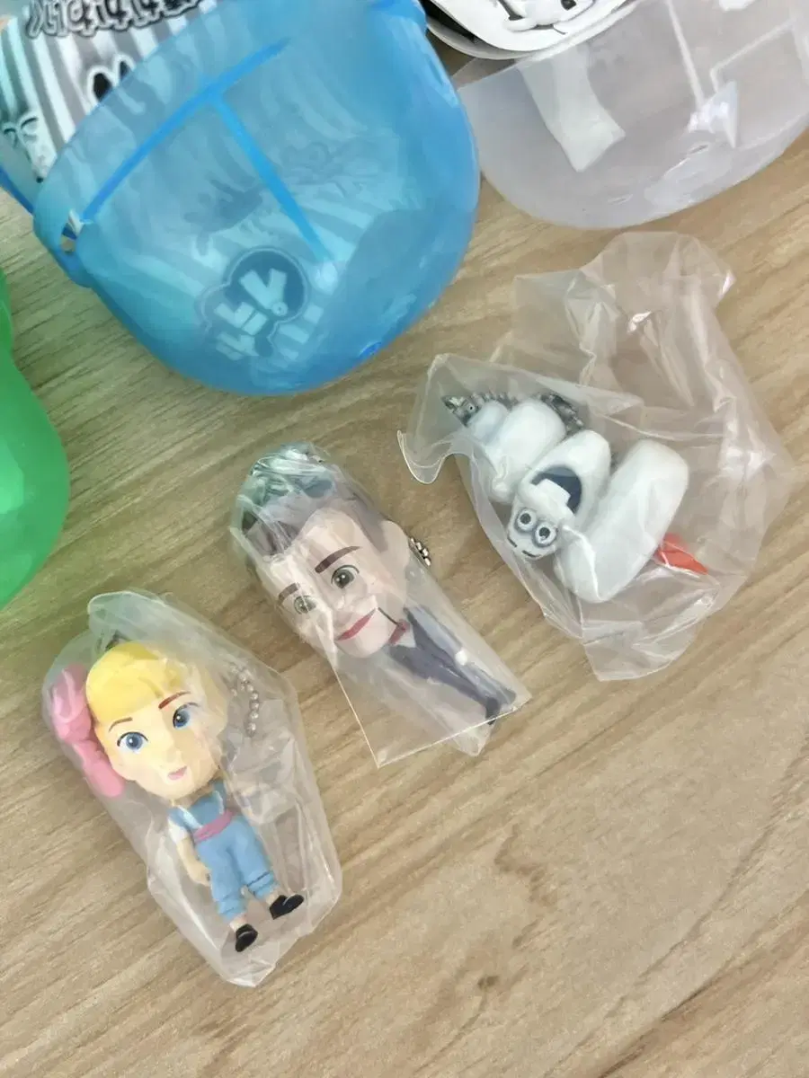 Disney Toy Story Frozen Gacha Cleanup