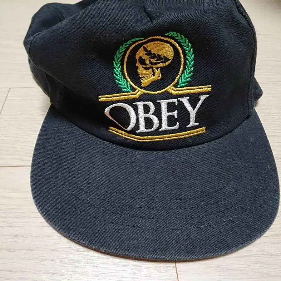 OBEY 오베이 스냅백