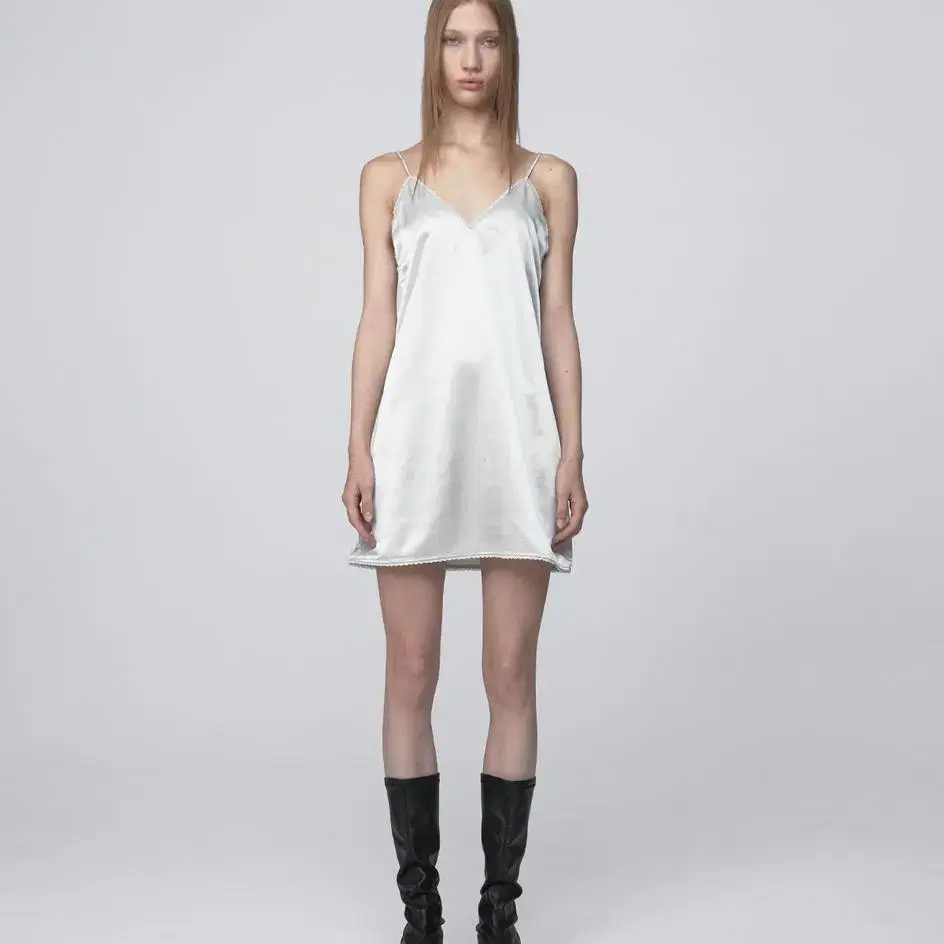 KILO SATIN MINI DRESS (SILVE) S