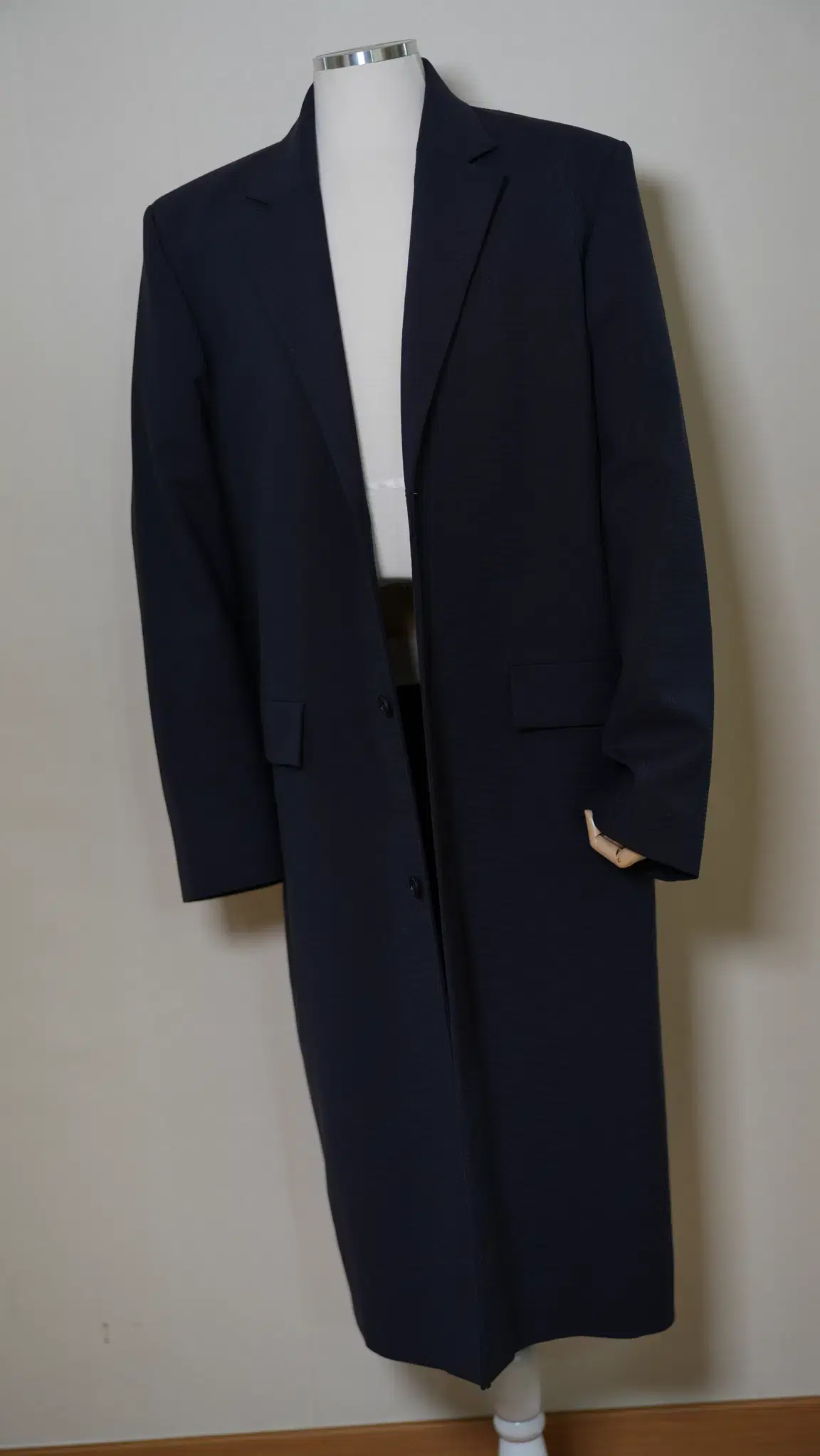 Balenciaga Men's Single Coat Navy (size 50)