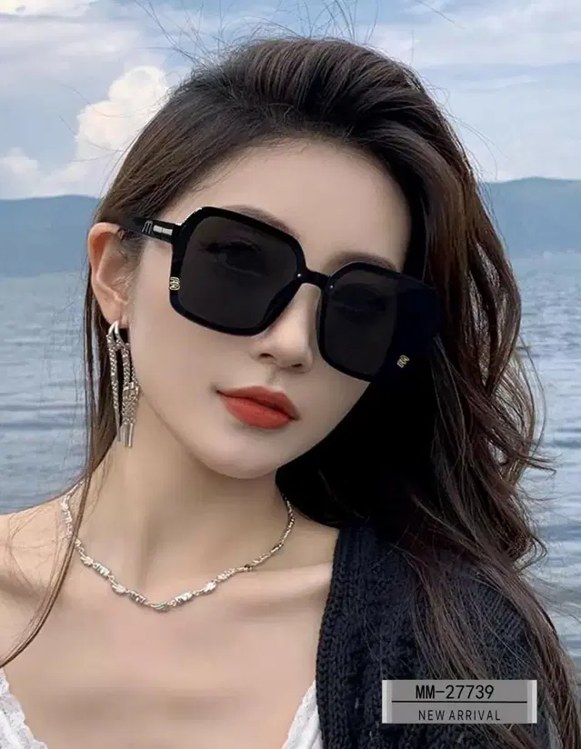 이탈리아-MIU MIU  폴라로이드TR90 안경테