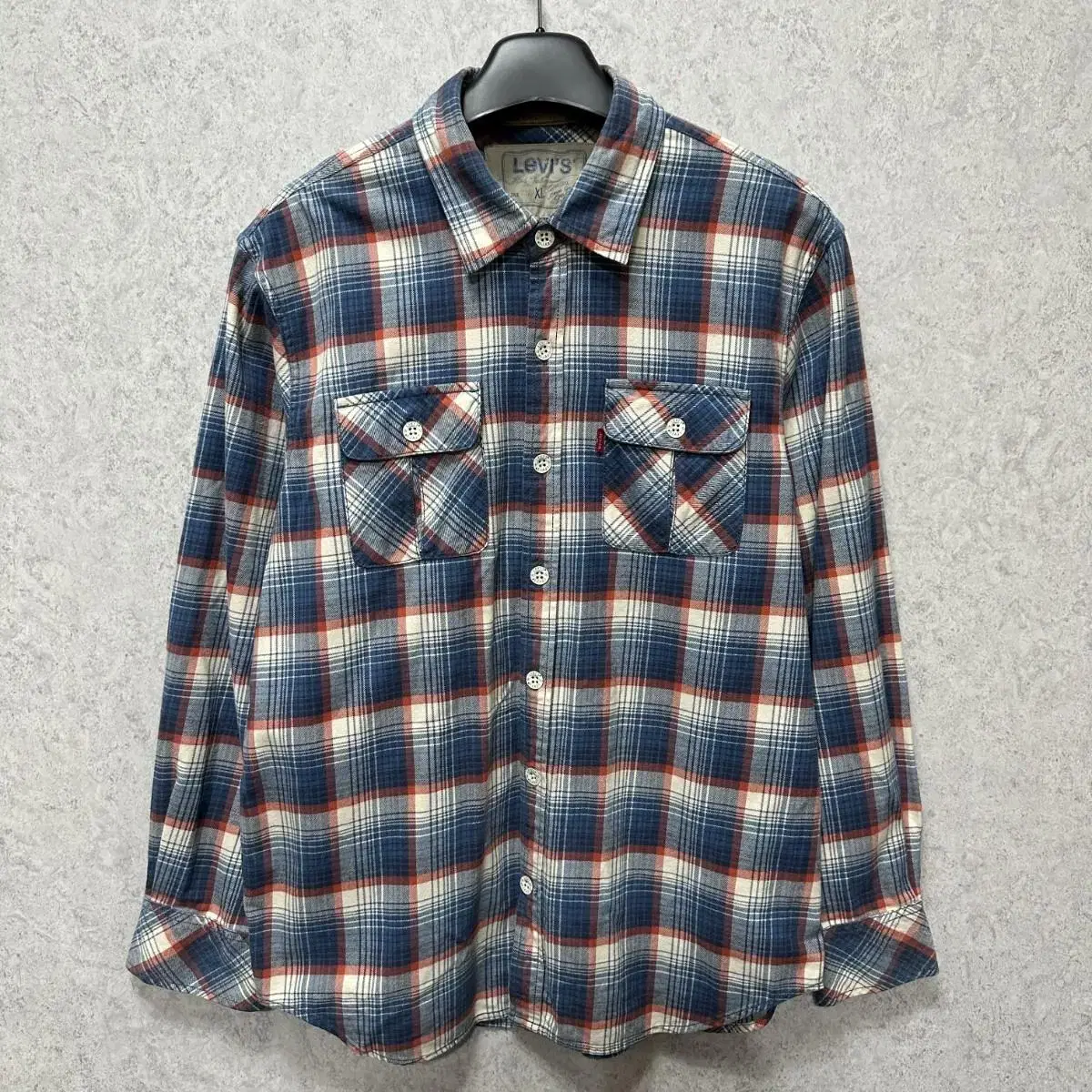 105 Levi's Men's Work Shirt