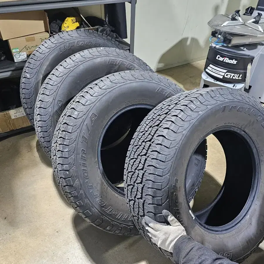 (장착비지원) 사계절용 타이어 BFGOODRICH