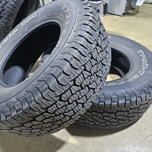 (장착비지원) 사계절용 타이어 BFGOODRICH