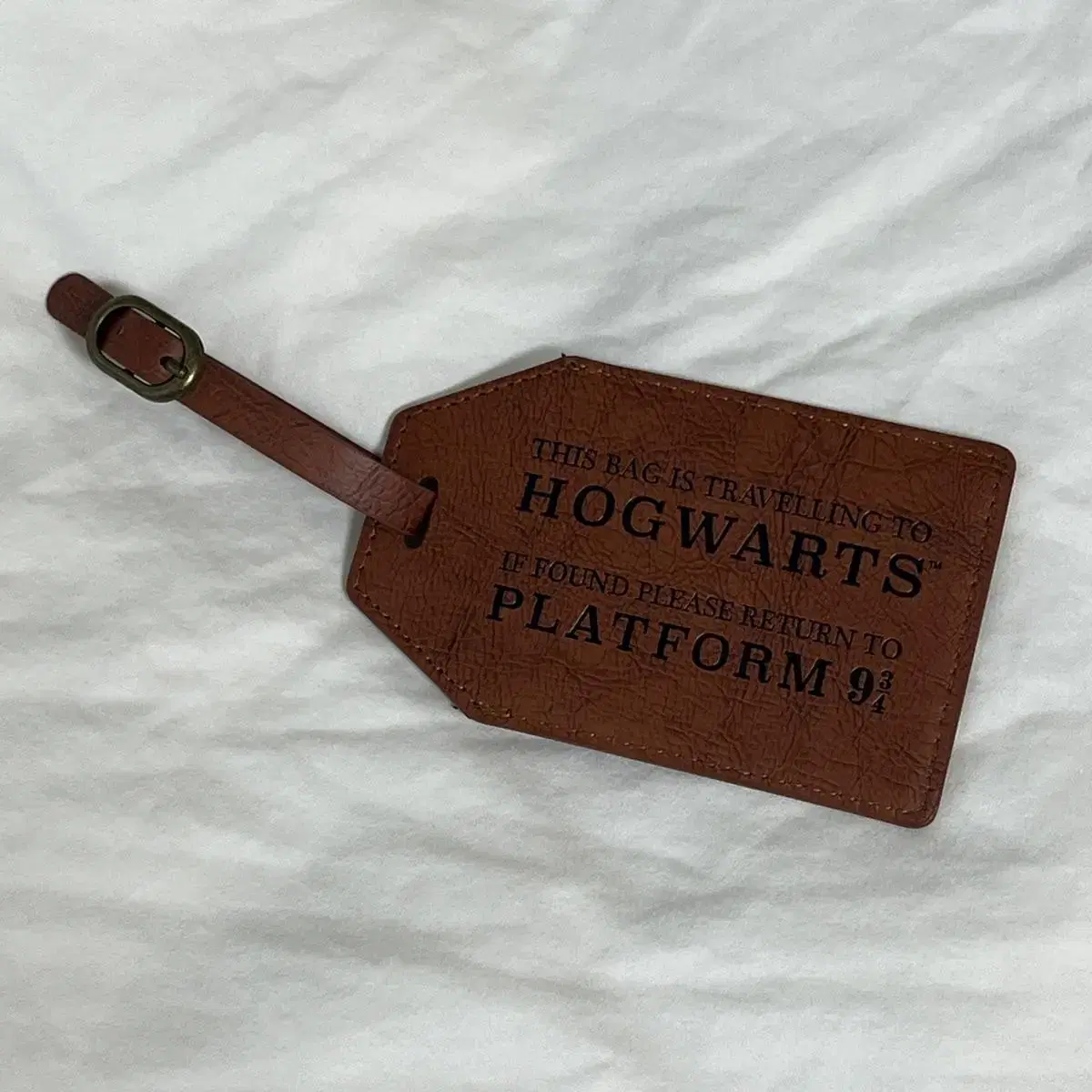 [Winner Brothers] Hogwarts 9 3/4 Platform Luggage Tack (Nameplate/New)