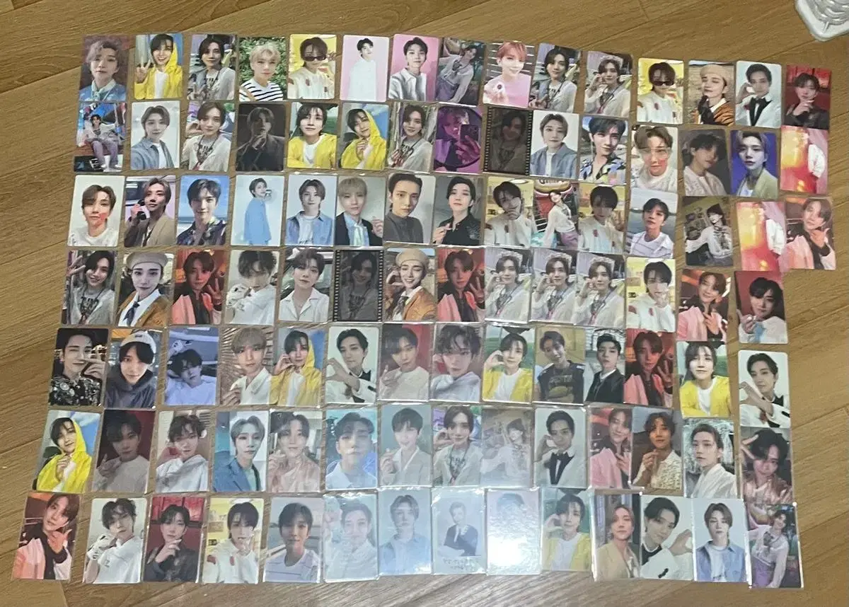 Joshua photocard in bulk of 100 sheets