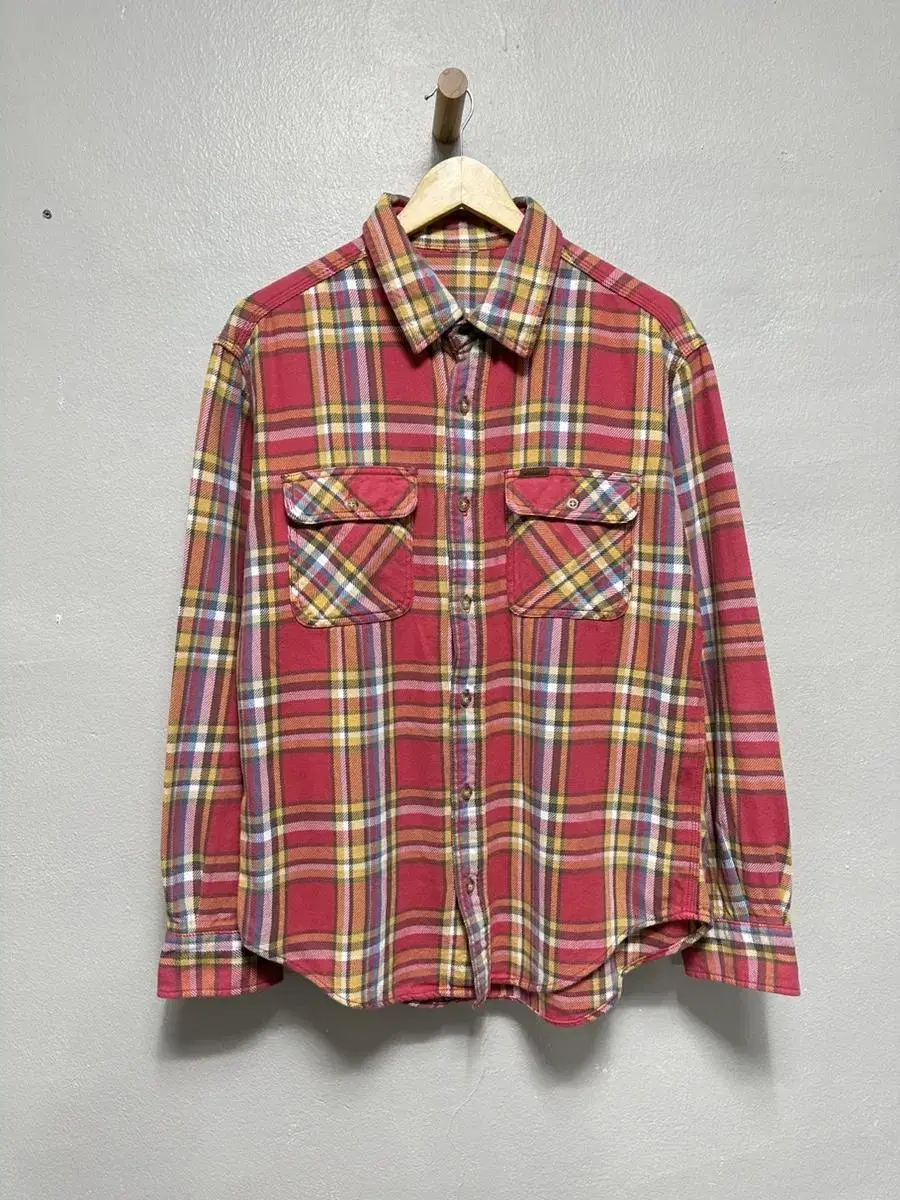 Flannel shirt with the Karlheinz logo