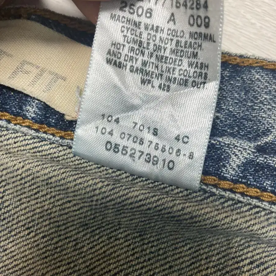 [34] 00s levis 527 (made in Mexico)