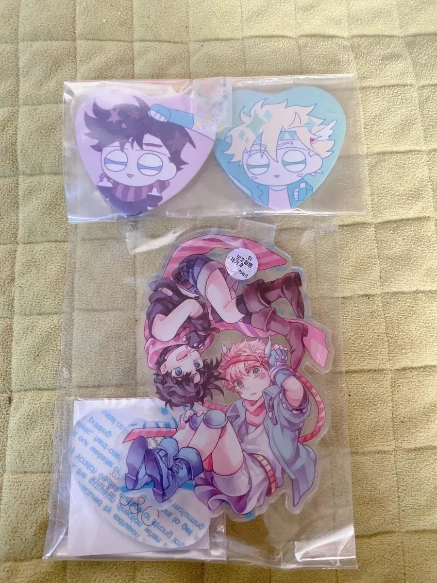 JoJo unofficial goods Joseph,Caesar acrylic and badges sold (unused)