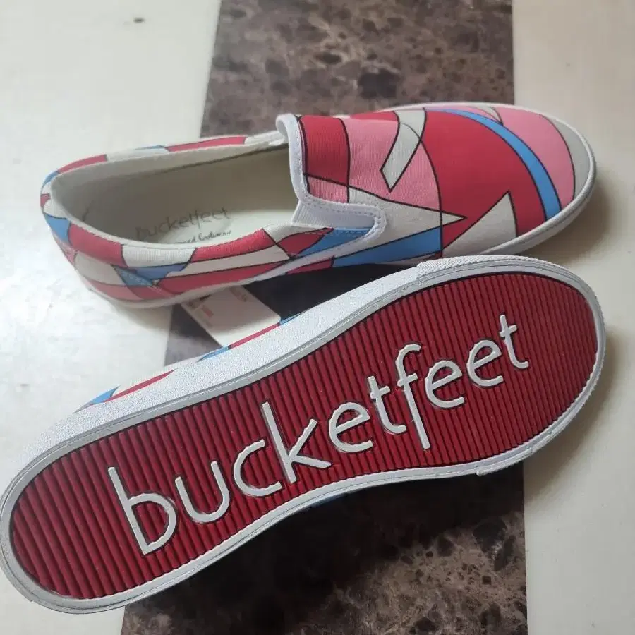 bucketfeet 슬립온