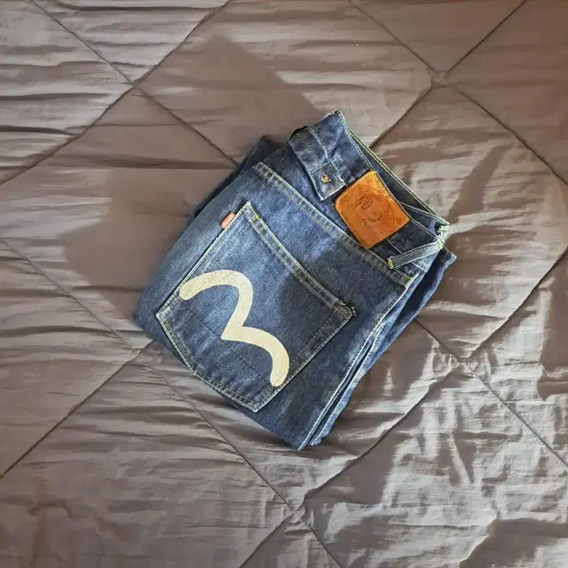 EVISU NO.2 Lot 2005 Denim Pents