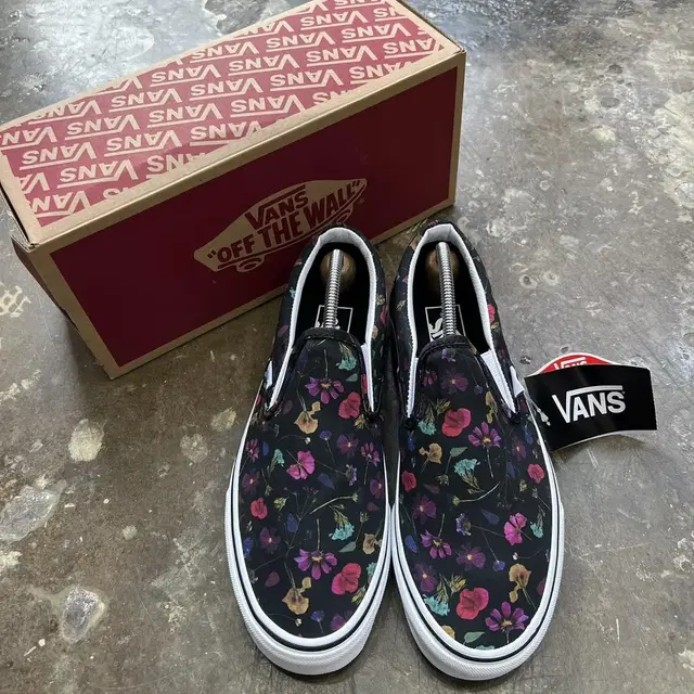 265) 새제품 vans 반스 플라워 슬립온 운동화 스니커즈