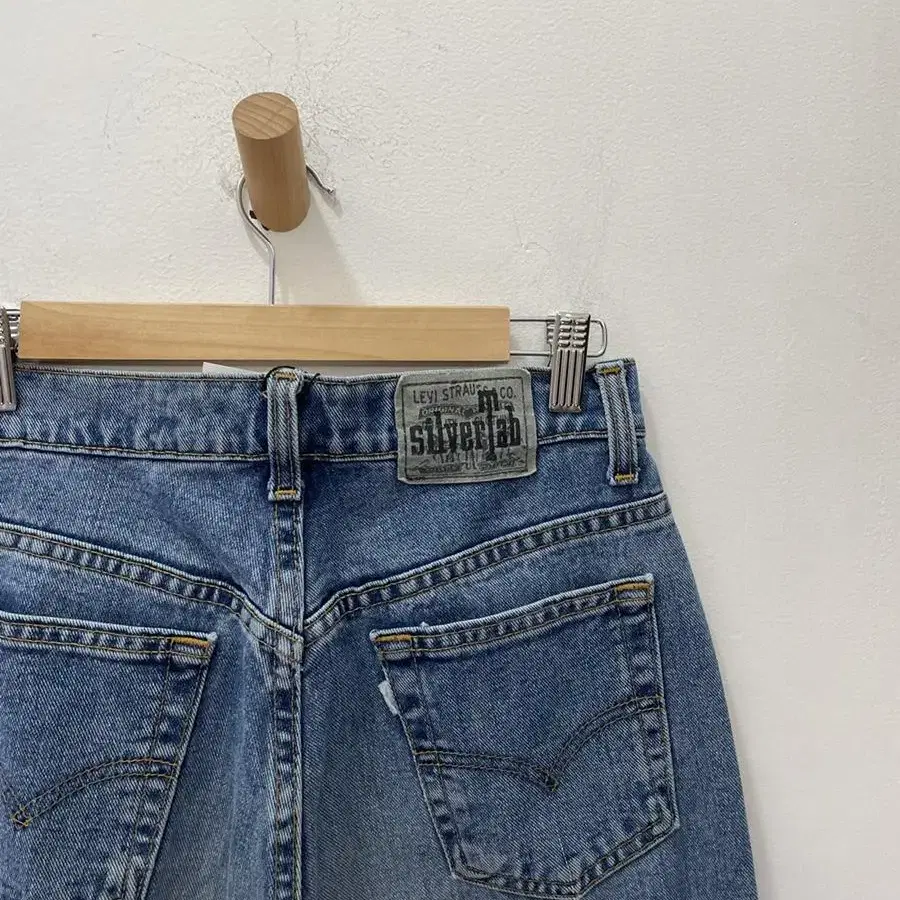 90s USA Levi's wide leg Silver Tab