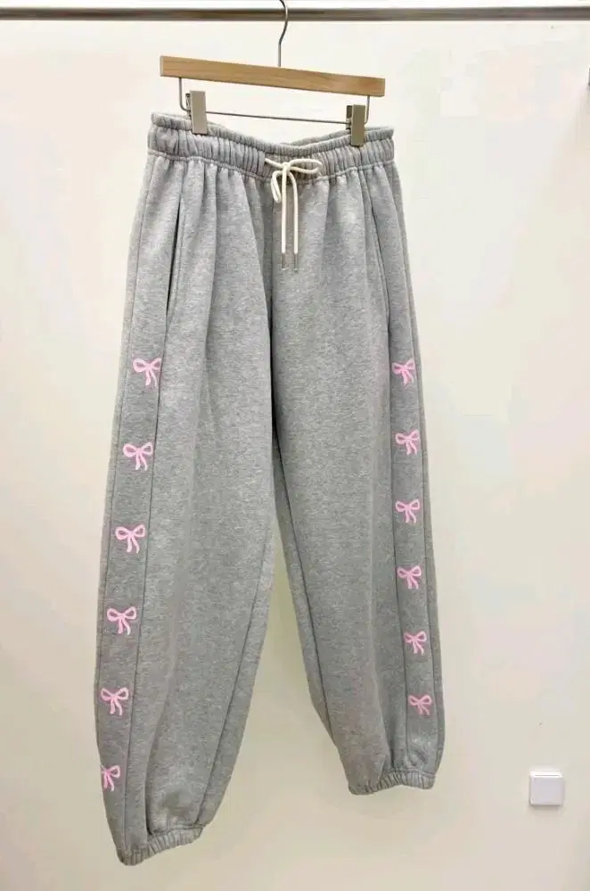 (NEW) Ballet Ribbon Jogger Pants