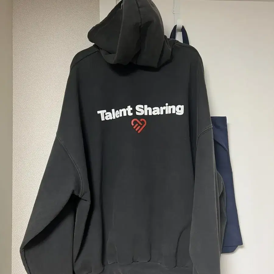 Project gr Project gial orgasm donor hoodie 1 size