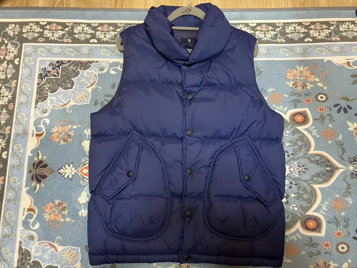 Uniqlo +J Down Vest Navy L