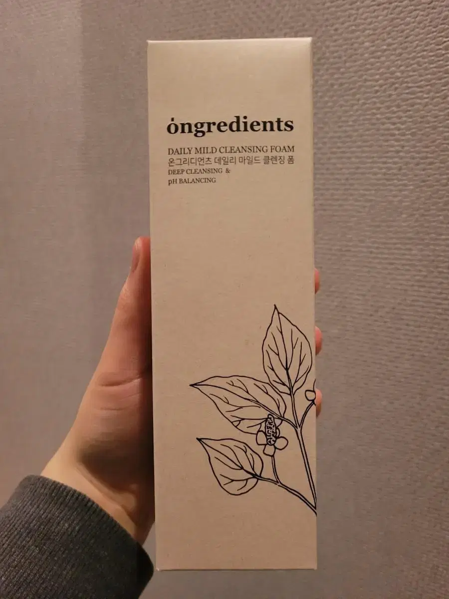 [새상품]온그리디언츠 데일리 마일드 클렌징폼 150ml