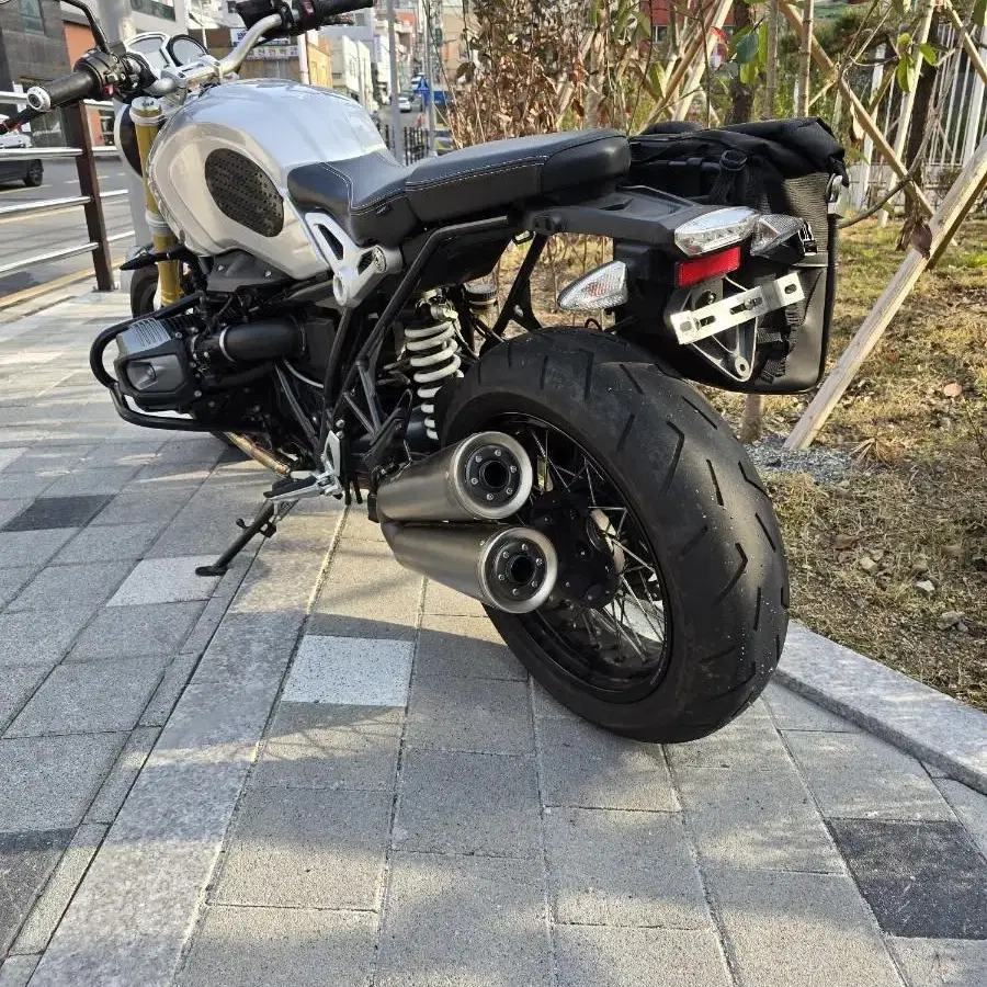 부산 2016 BMW R9T 대리판매합니다