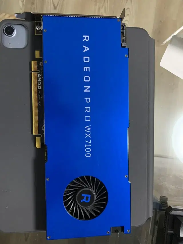 Radeon wx7100 (3장, 장당가격)