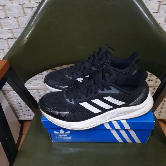 ADIDAS 아디다스 X9000 L1 런닝화 265mm