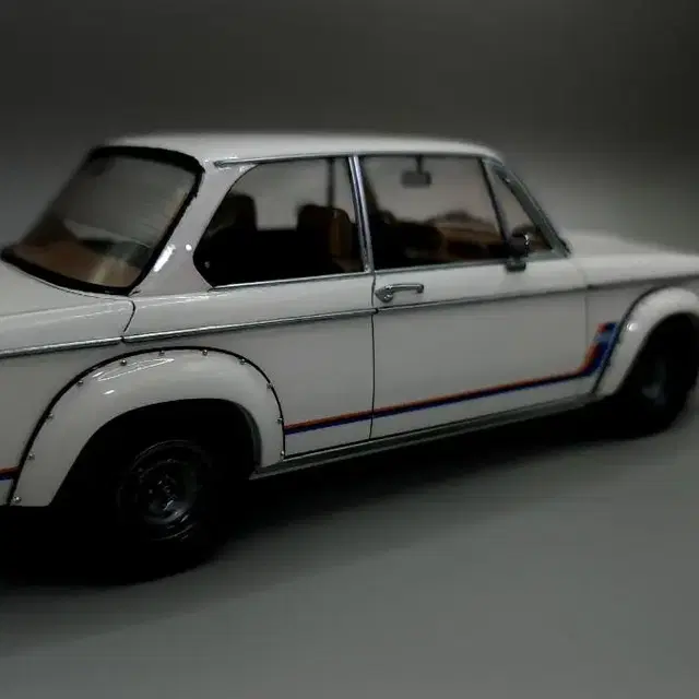 프라모델 1/24 BMW2002  TURBO 도색 완성작