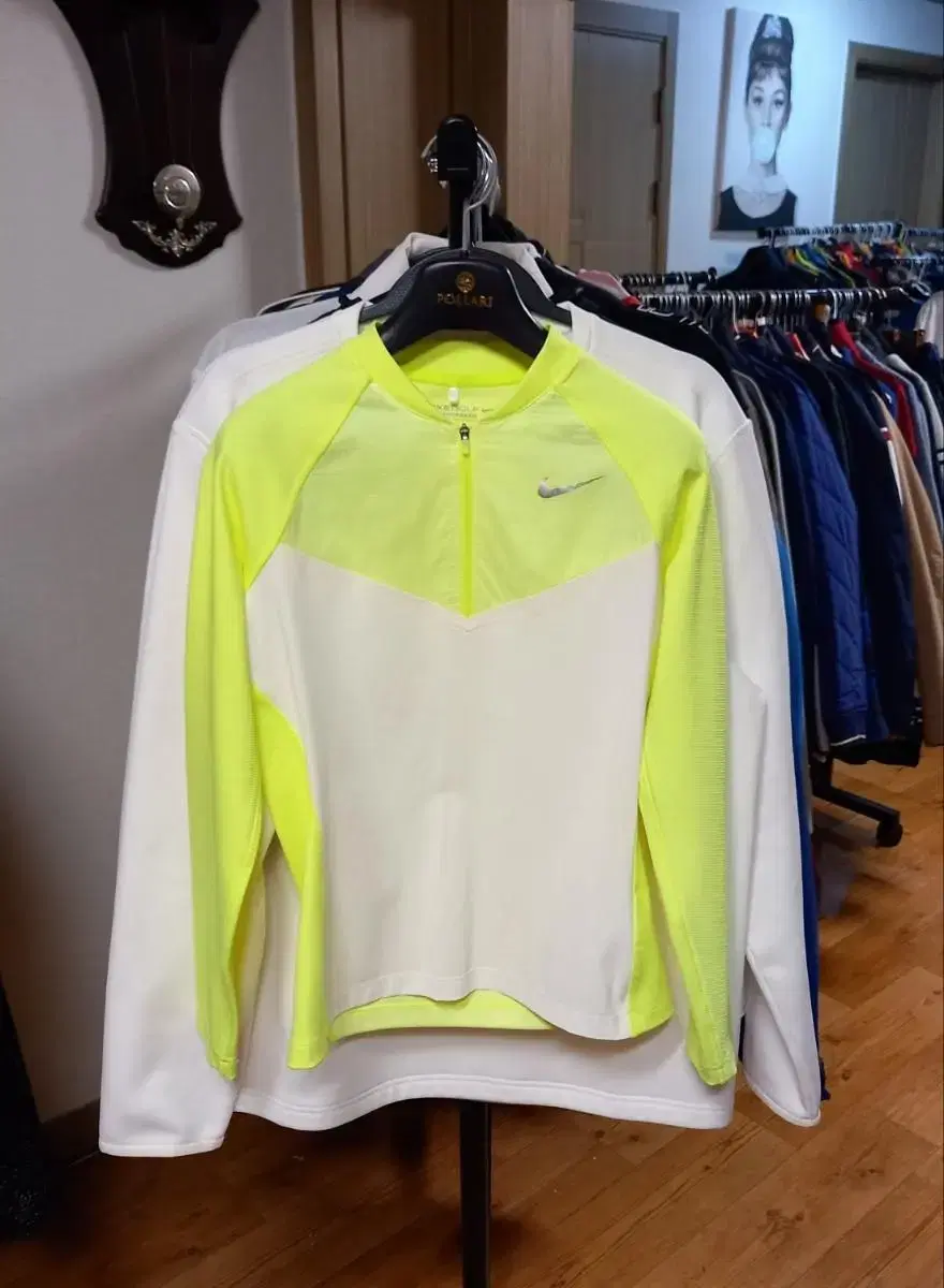 Women's Nike Golf Long Sleeve Tee (85 approx.)