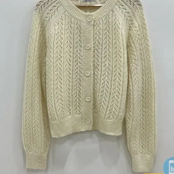 모아빈 sketch knit 가디건 (아이보리)