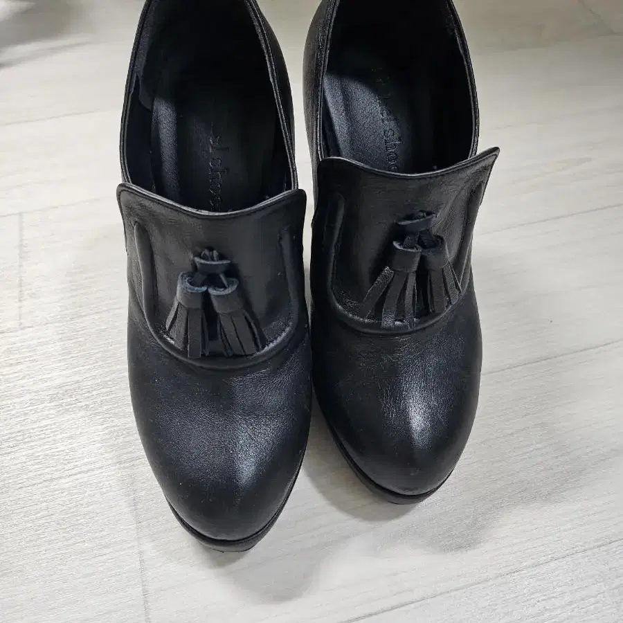 ZiZhel shoes구두