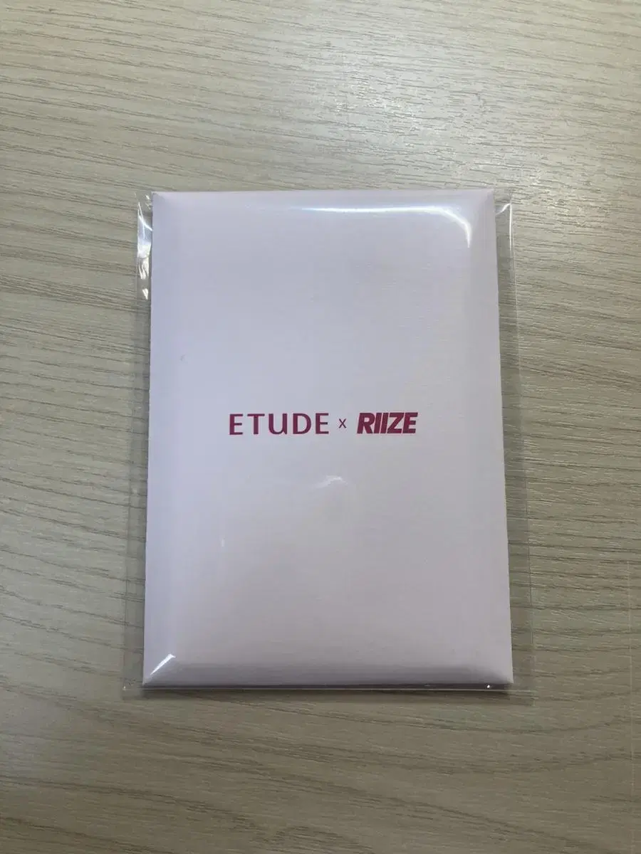 Rize Etude photocard in bulk