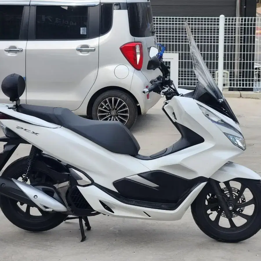 PCX125cc 19년형 155만원 짧은키로수 판매합니다