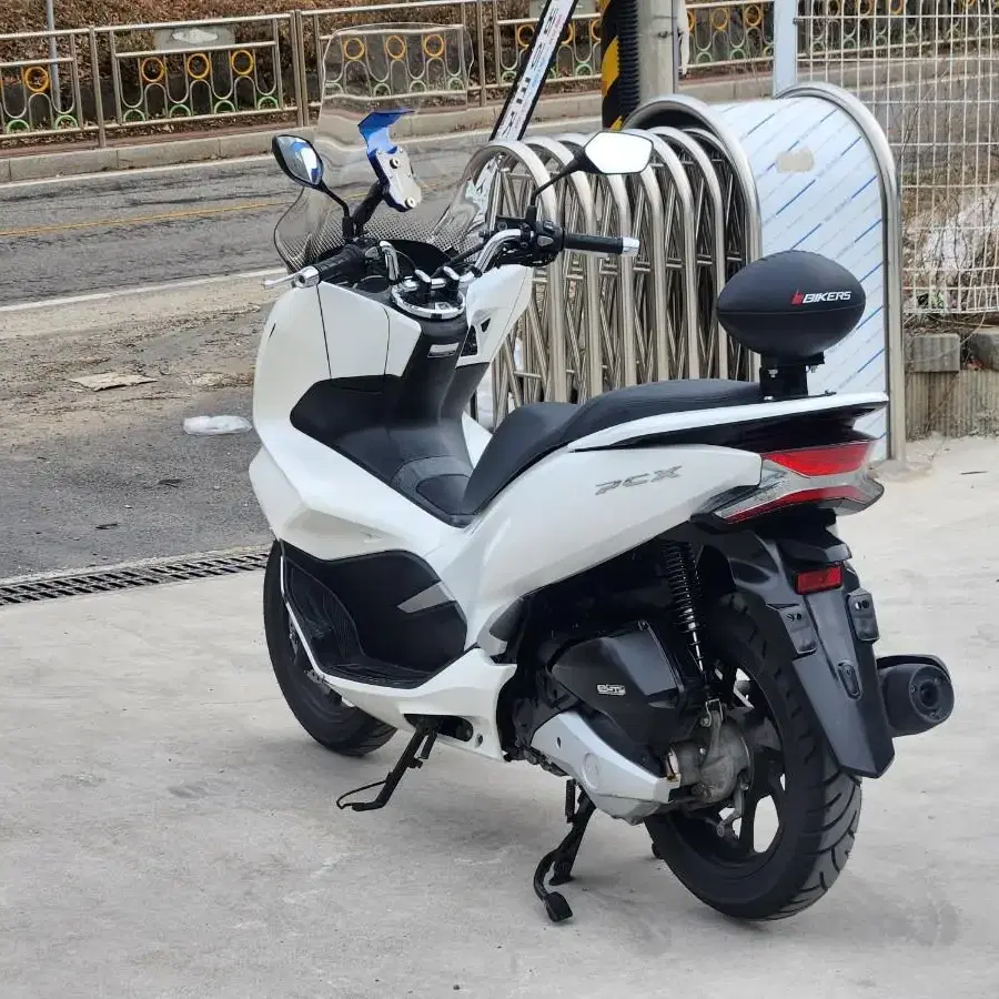 PCX125cc 19년형 155만원 짧은키로수 판매합니다