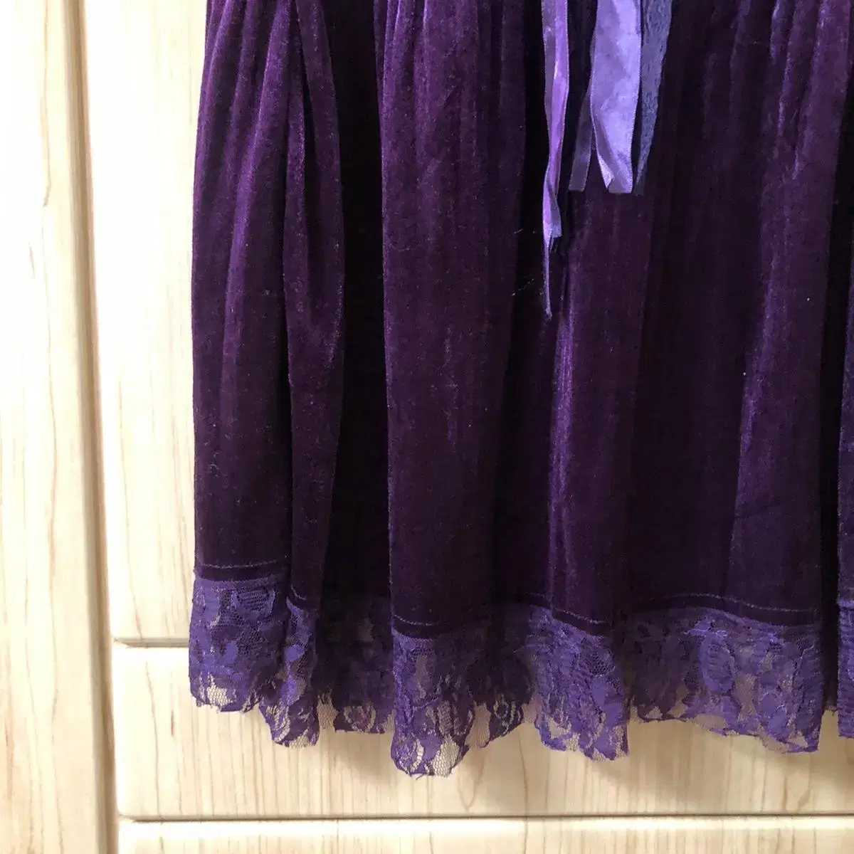 Vintage RETRO GIRL purple velvet ops