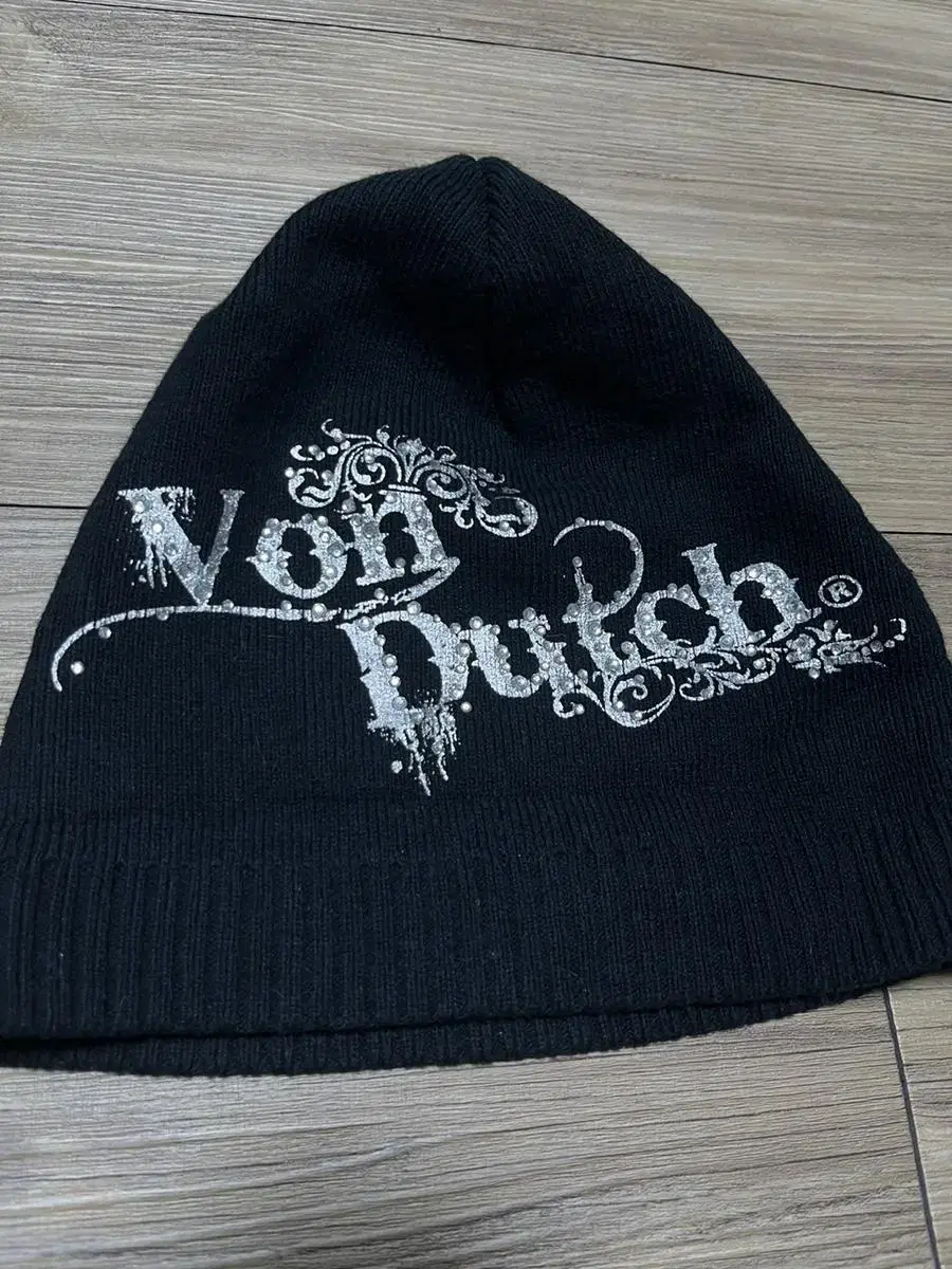 본더치 von dutch 큐빅 로고 비니