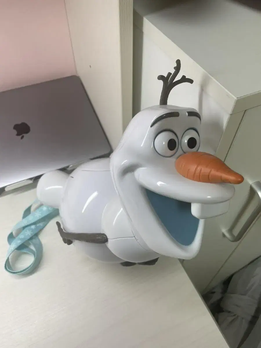 Disney Olaf Popcorn Bucket