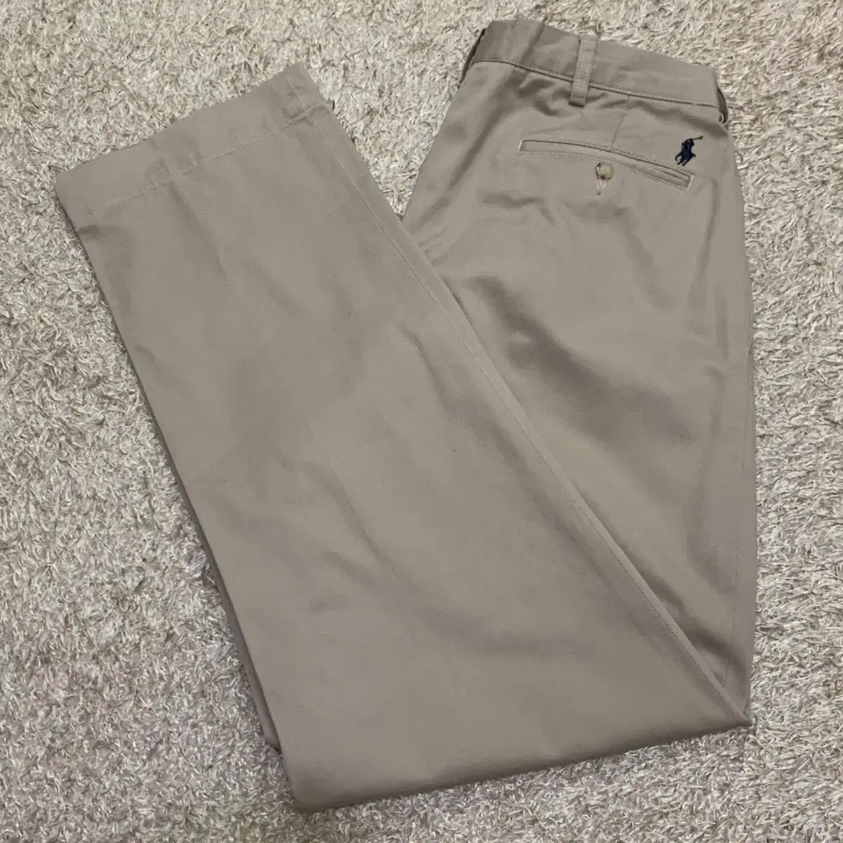 Polo chino pants