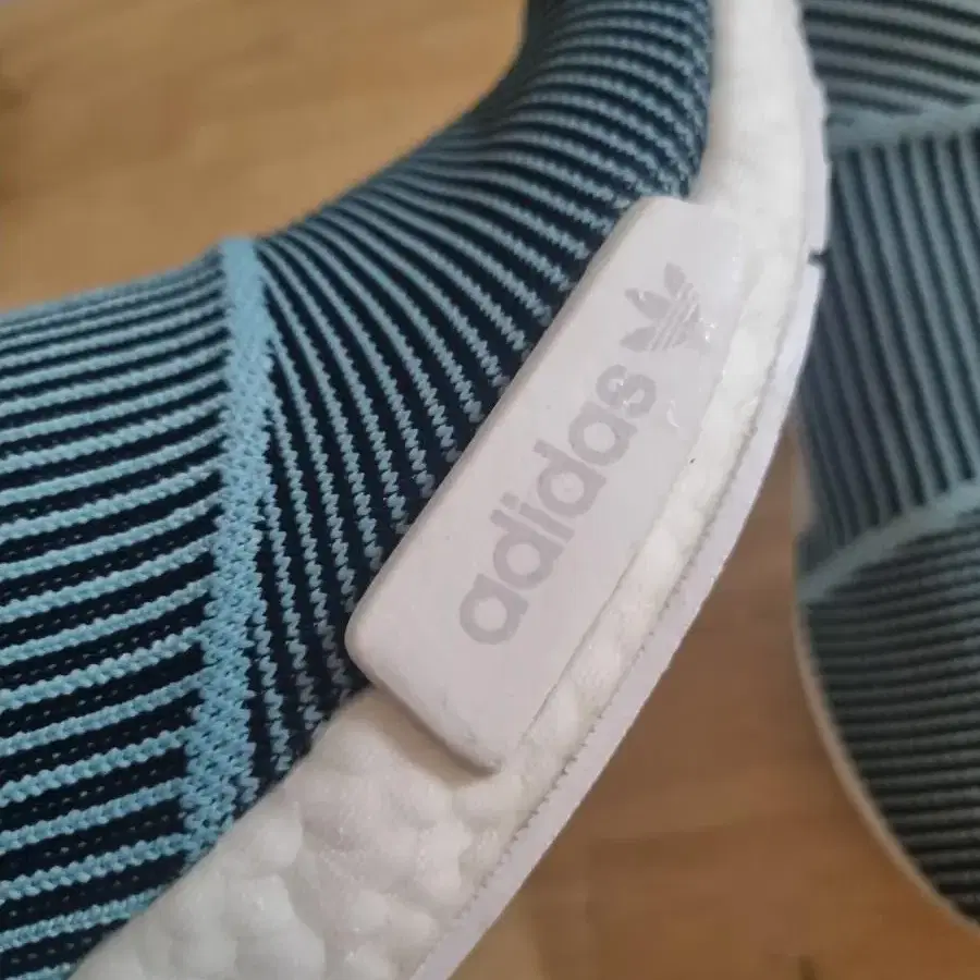 270사이즈 아디다스 Adidas 세금포함 정품 NEW NMD_CS1 P