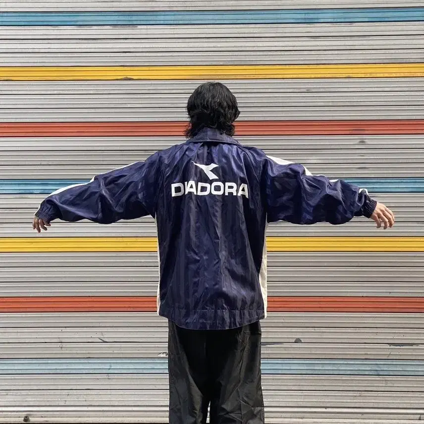 DIADORA 네이비 후드 바람막이 L