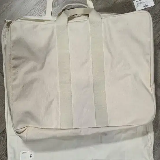 비즈빔 20SS 캔바스 트레블 PLURA BAG