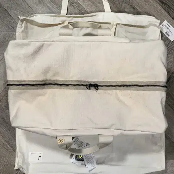 비즈빔 20SS 캔바스 트레블 PLURA BAG