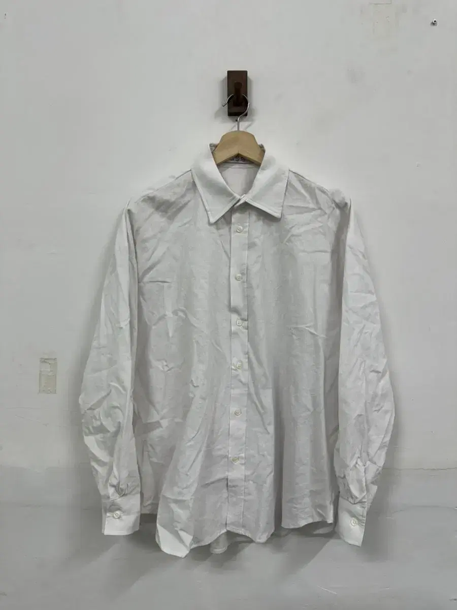 (S)ease is linen shirt